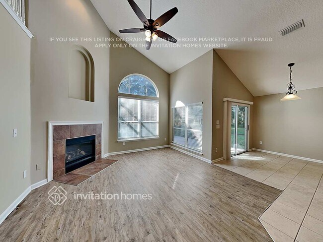 Photo - 829 Marjories Way