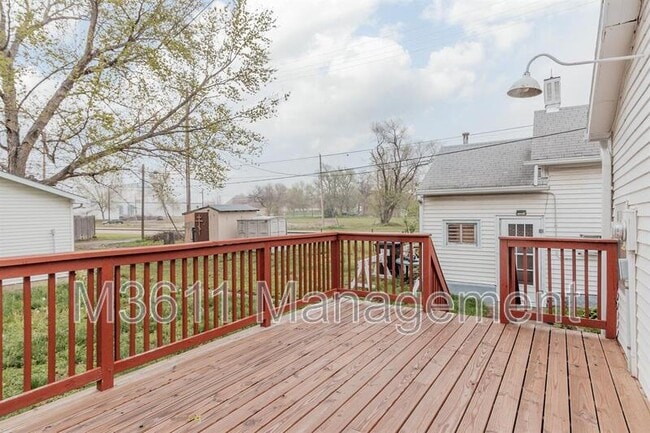 Photo - 446 E Street