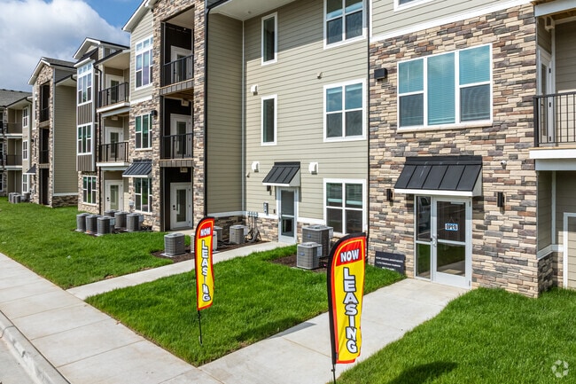 Metro 1 Apartments