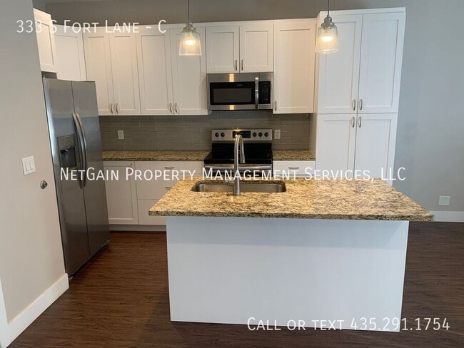 Photo - 333 S Fort Ln