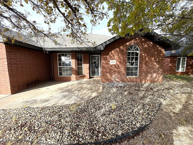 Photo - Large, Recently Remodeled 3/22 Right Across from North Ridge Elementary!
