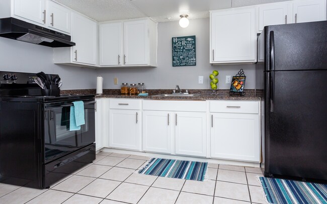 las-lomas-website-8.jpg - Las Lomas Apartments