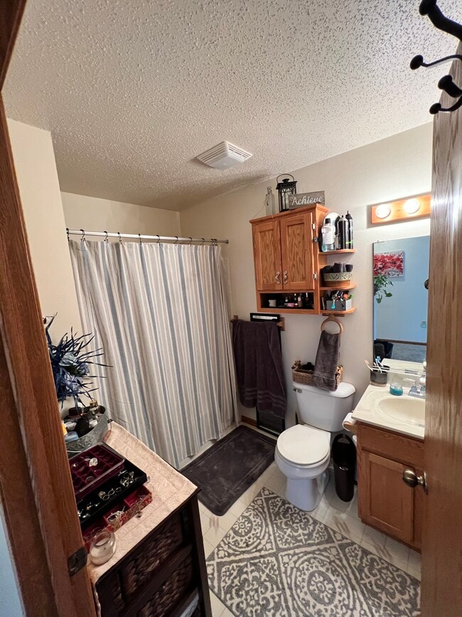 Photo - 16986 54th Ave