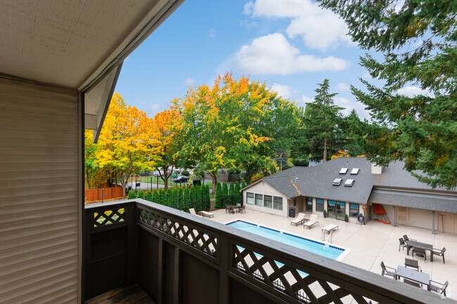 1BD, 1BA - 543-683SF