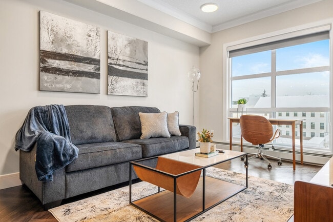 Photo - 2550 Battleford Ave SW Unit ID1314543P