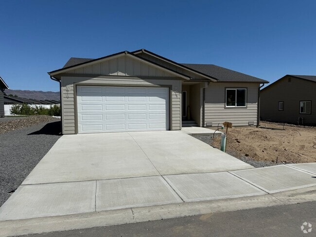 Building Photo - New Construction 3 bed, 2 bath! Rental