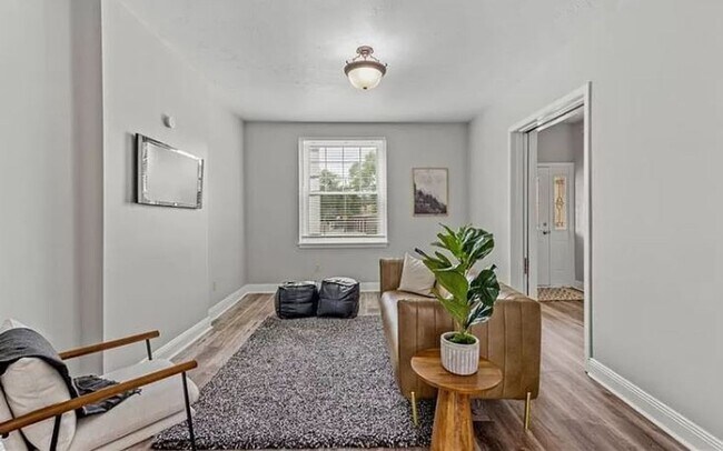 309 South Ave