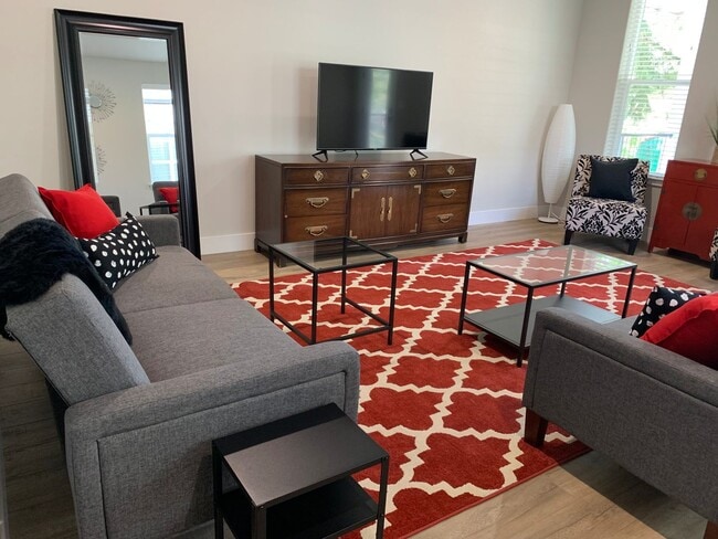 Photo - Magnolia Cottages Unit Fully Furnished 3 Bed, 2.5 Bath House