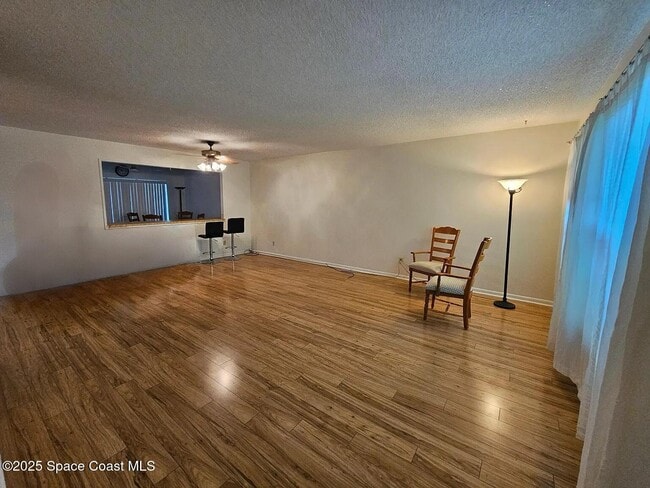 Photo - 435 Dove Ln Unit 8-10