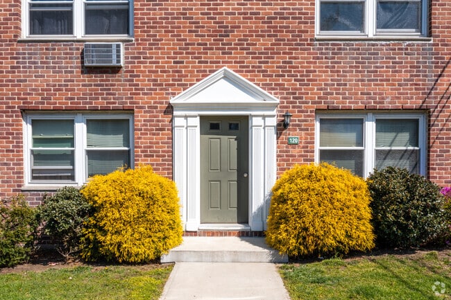 Fotografía del edificio - Daycroft Apartments/Hamilton Gardens