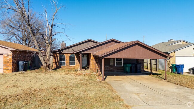 Building Photo - Cute 4 bedroom House