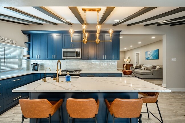5708 Park Blvd Unit 3
