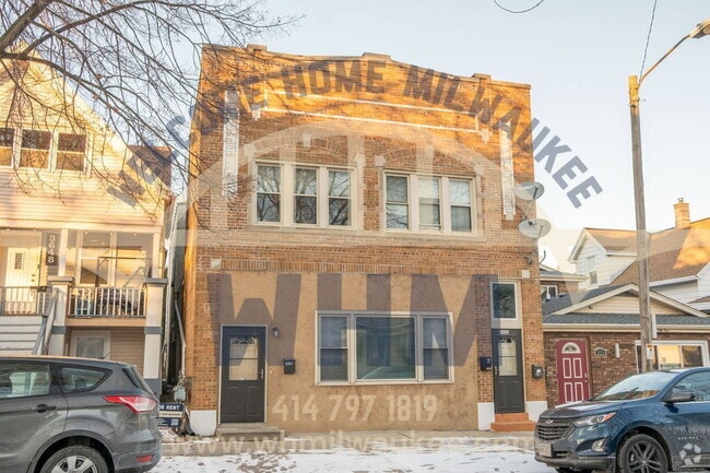 Building Photo - 3650 E Barnard Ave Rental