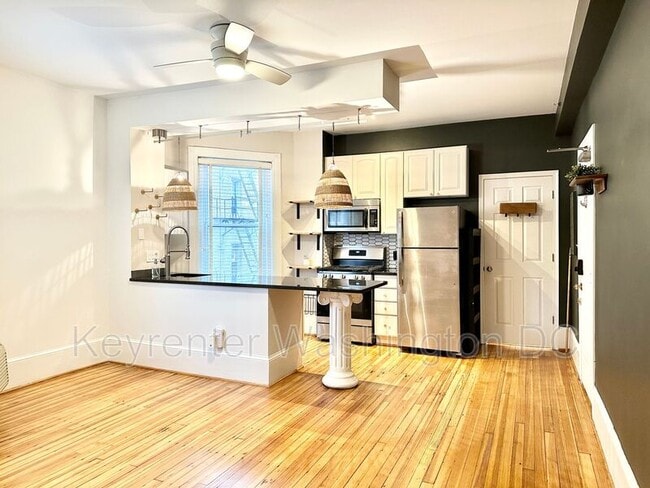 Photo - 3155 Mt Pleasant St NW Unit 204