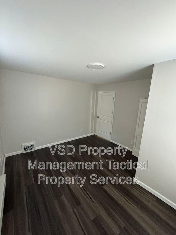 Photo - 2907 Oakwood Ave Unit #3