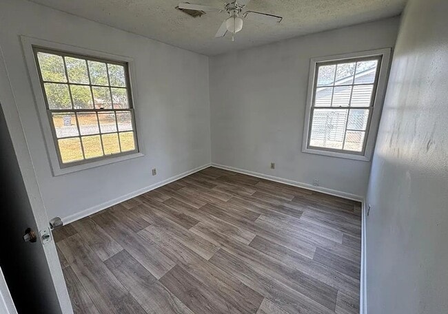 Photo - 3 Bed/2 Bath Brick Home- Under Renovations