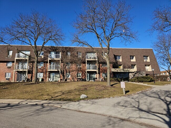 Photo - 2 Villa Verde Dr Unit 305