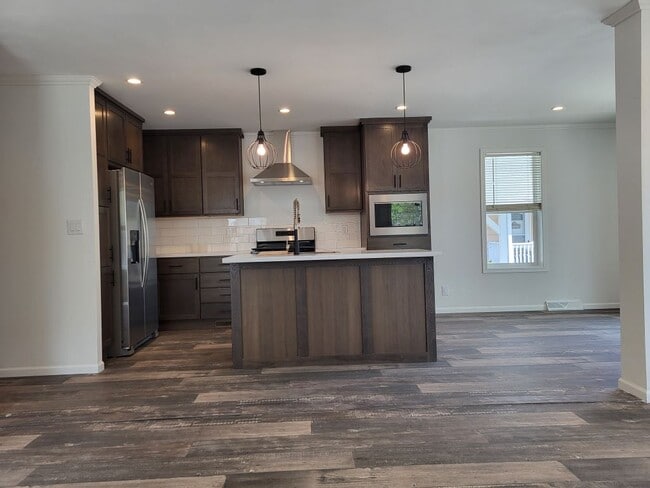 Photo - 1116 Candlewood Rd