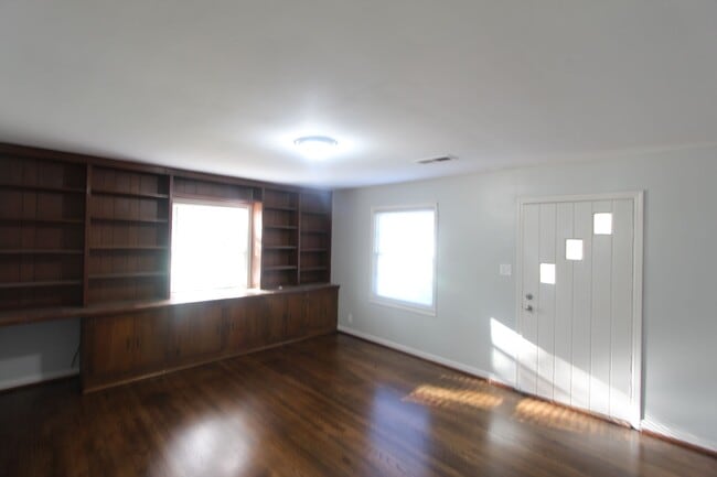 Photo - 227 85th St N