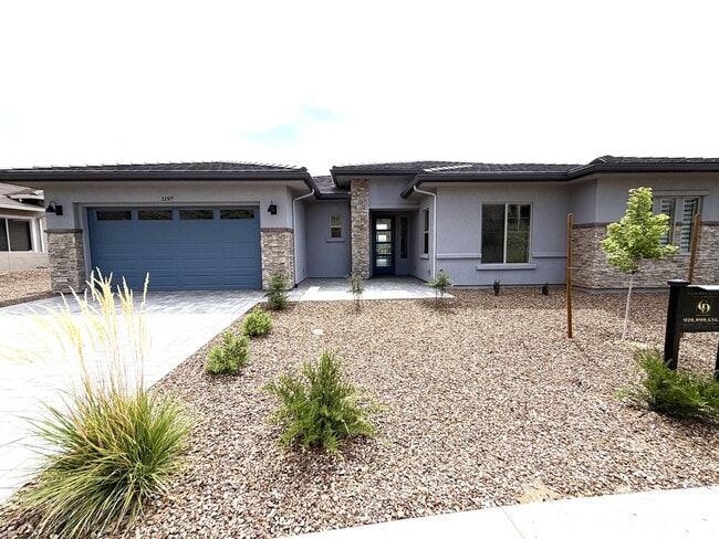 Building Photo - 1197 Sassaby Cir