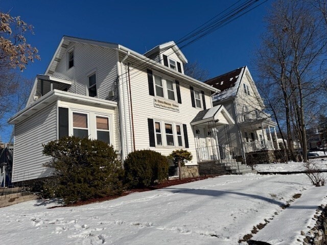 Building Photo - 20 E Emerson St Unit #1 Rental