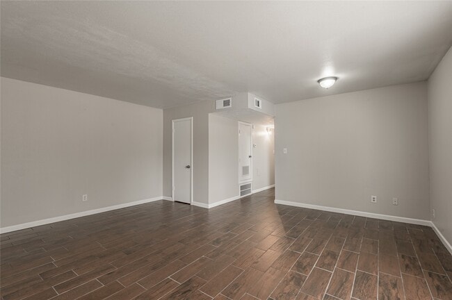 Photo - 818 University Ave Unit 2