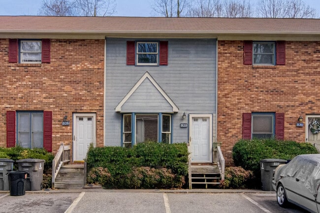 Building Photo - 828 Brickwood Ct