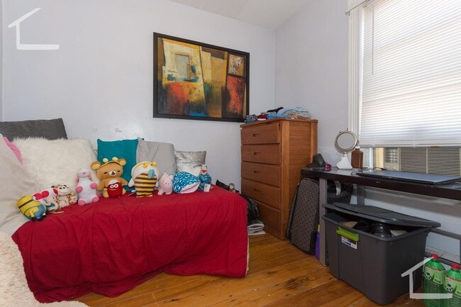 Photo - Perfect 3 Bed Right on Mission Hill 9/1/26
