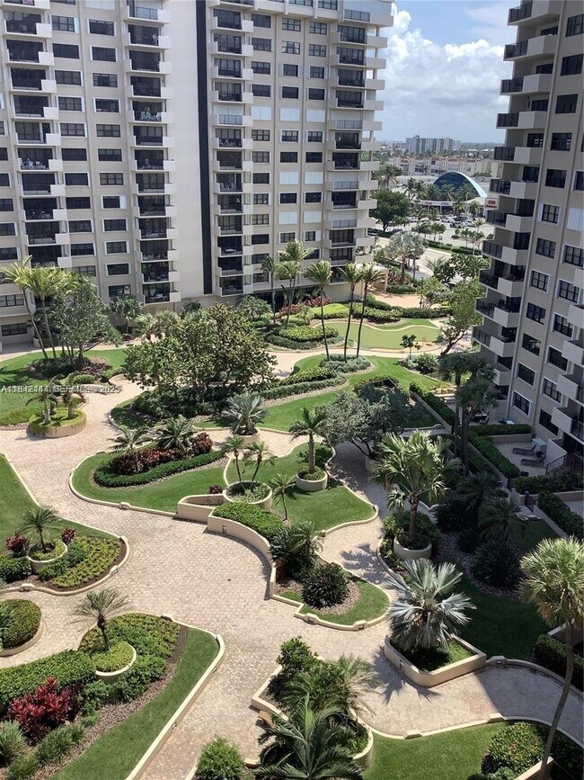 Building Photo - 5100 N Ocean Blvd Unit 404