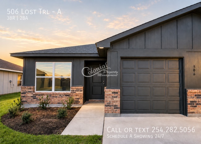 Building Photo - 506 Lost Trl Unit A