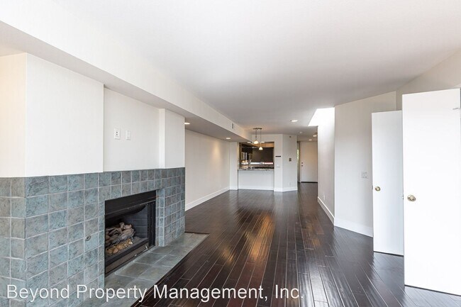 Photo - 3 br, 2 bath House - 3225 Newell St UNIT 7