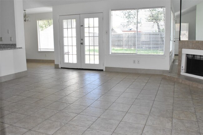 Photo - 7215 Caracas Dr