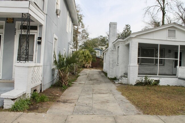 Photo - Luxurious Newly Renovated 3BR/2BA Haven with Private Parking - A Rare Market Gem