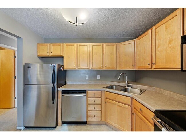 Photo - 3624 E 38th St Unidad D