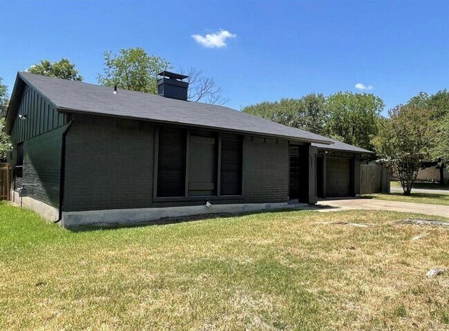 Photo - 909 Cripple Creek Dr