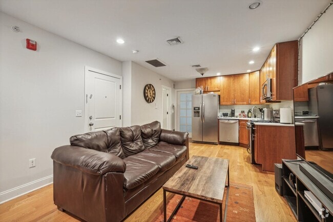 Building Photo - 625 Bloomfield St Rental