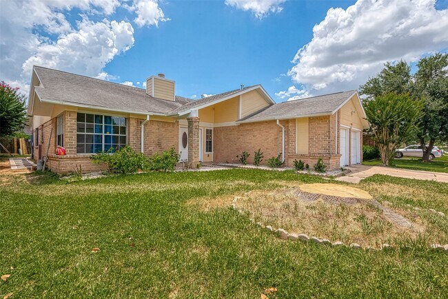Photo - 12055 Fairpoint Dr