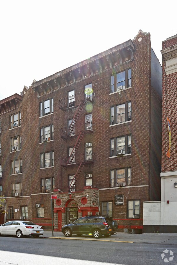 Photo - 33-35 Vermilyea Ave