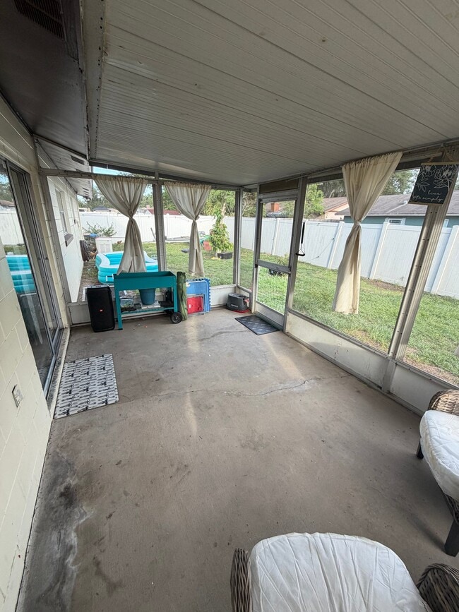 Photo - 819 Pebblewood Dr