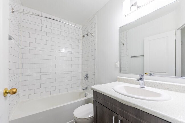 1BR, 1BA - Bathroom - 10 Garfella