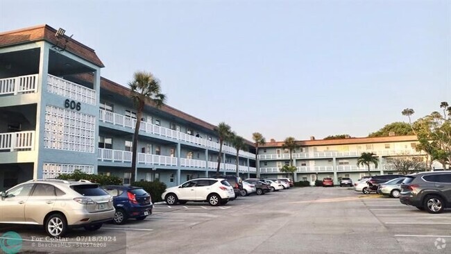 Building Photo - 606 SW Natura Blvd Unit 208 Rental