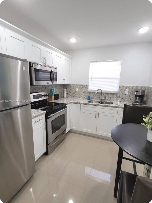 Photo - 1723 Wiley St Unit XX