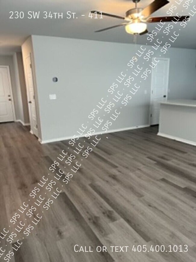 Photo - 230 SW 34th St