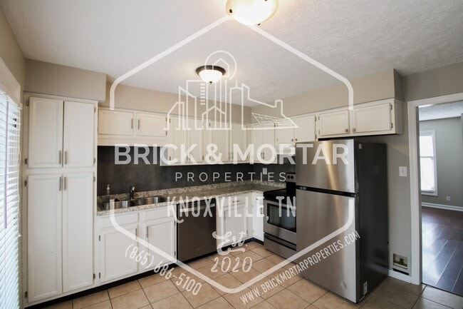 Photo - 4007 Heather Ct NW