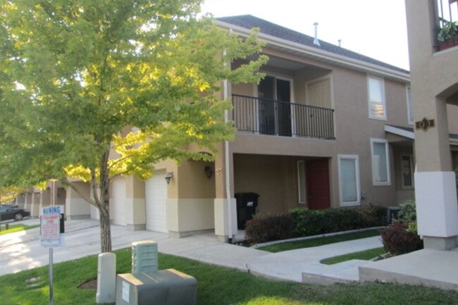 Great 2 bed, 2 bath town home in Lehi - Great 2 bed, 2 bath town home in Lehi