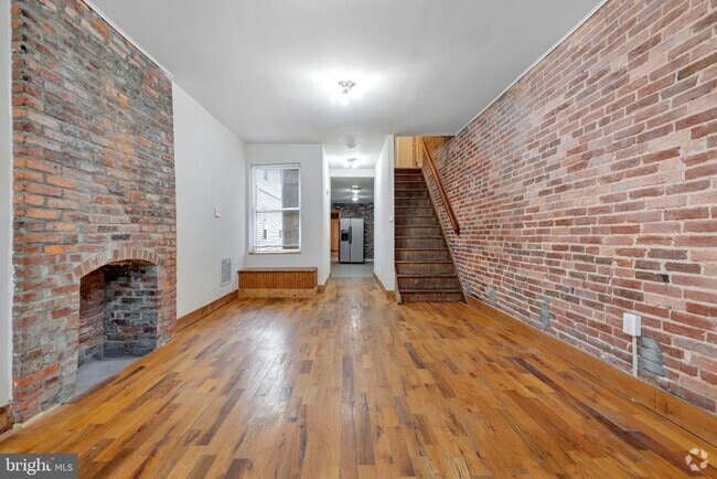 Building Photo - 1742 E Lombard St Rental