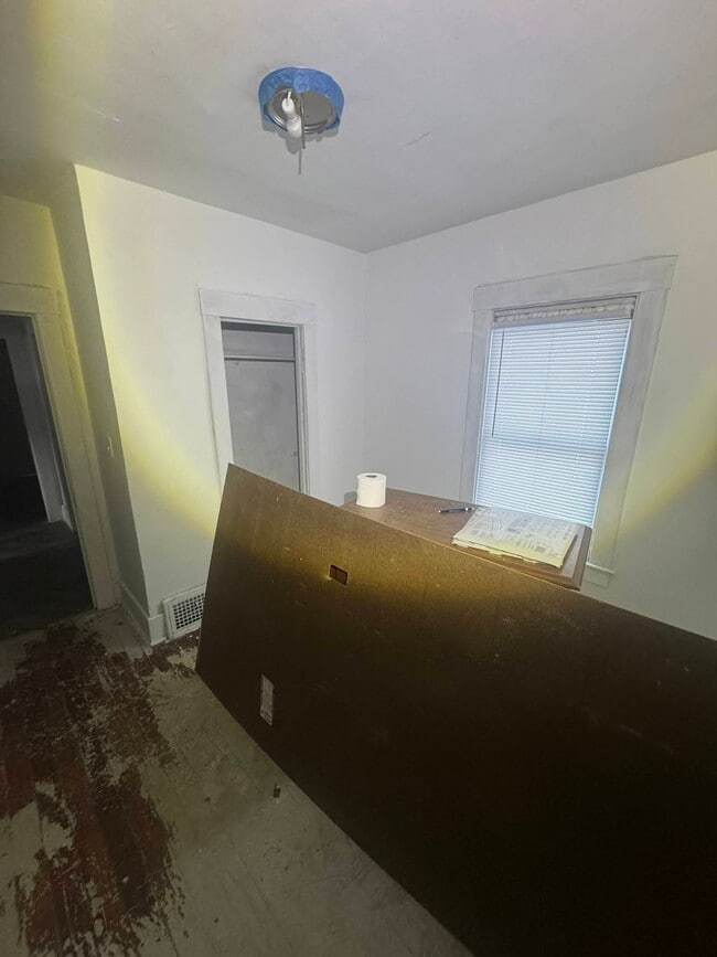 Photo - 834 Remington Ave