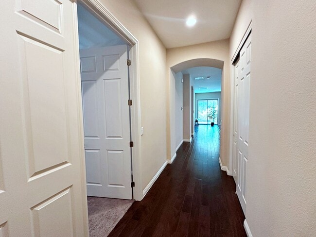 Photo - 3 Bedroom 2 bath single story home in Gated Community in Silverado Ranch area