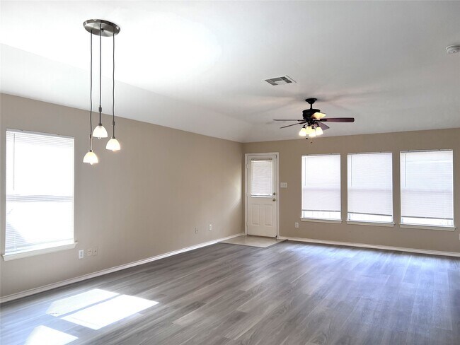 Photo - 12735 Wisteria Park Dr