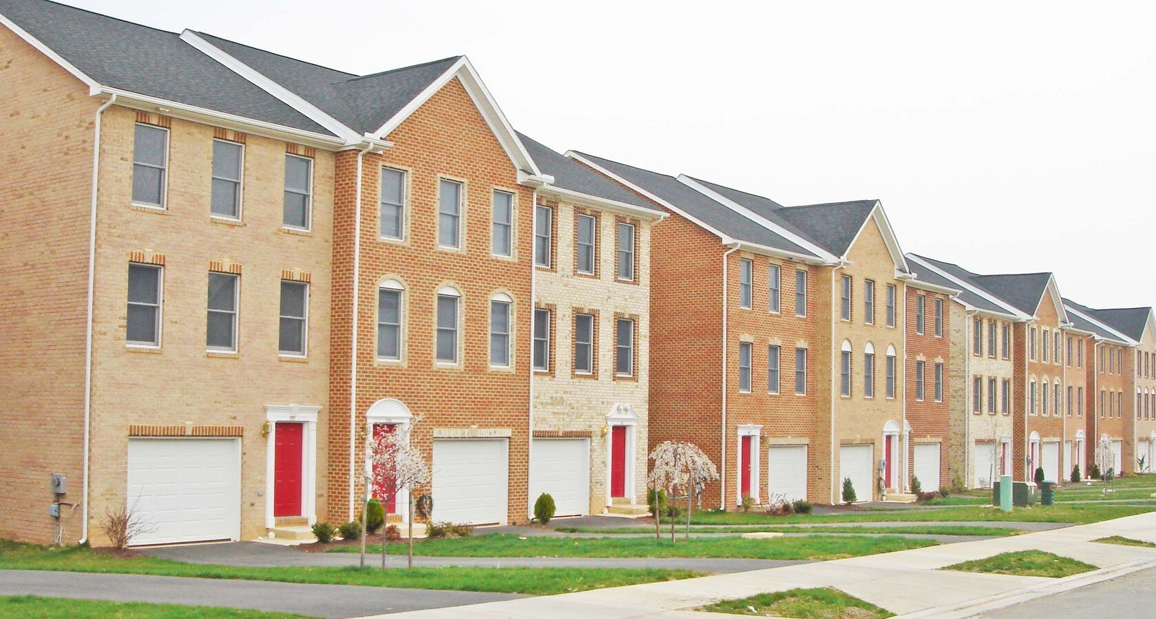 Pangborn Park Townhomes - Pangborn Park Townhomes